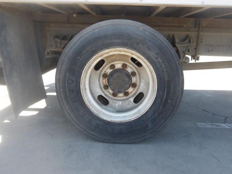 2004-international-durastar-4200-image-7