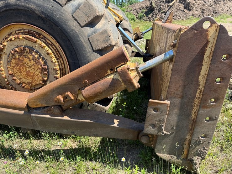 caterpillar-824b-image-9