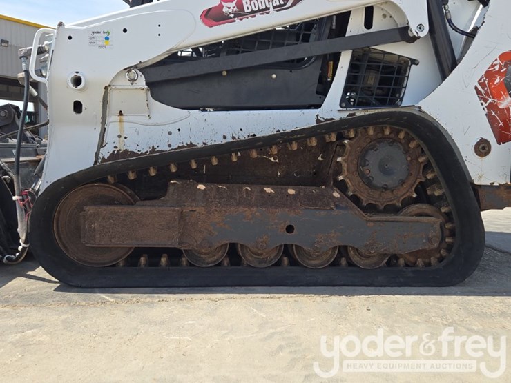 2023-bobcat-t595-image-10