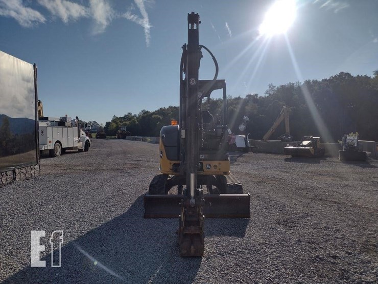 2021-deere-35g-image-2