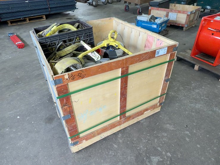large-quantity-of-straps-image-1