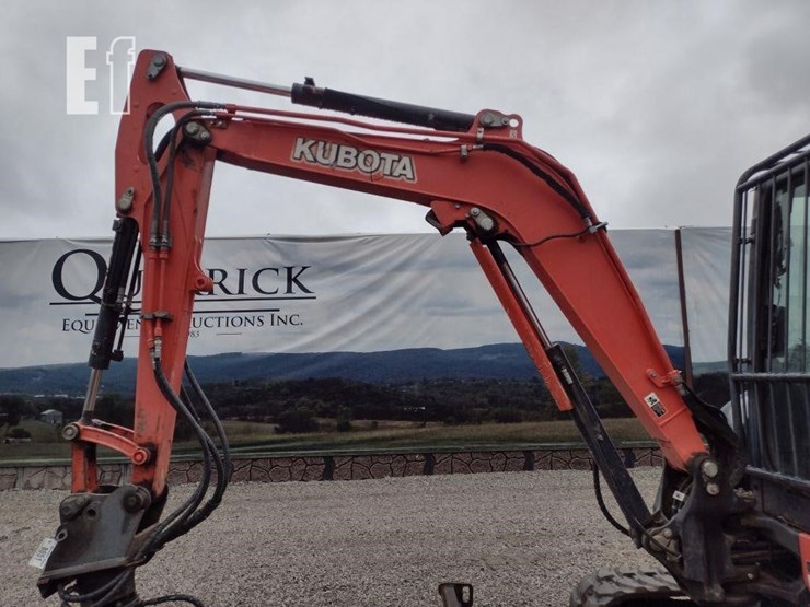 2016-kubota-kx040-4-image-21