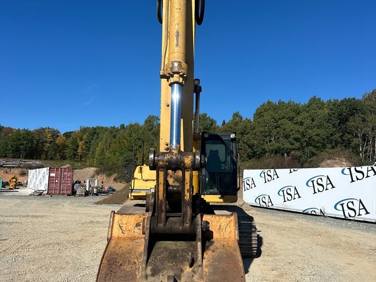 caterpillar-330b-image-8
