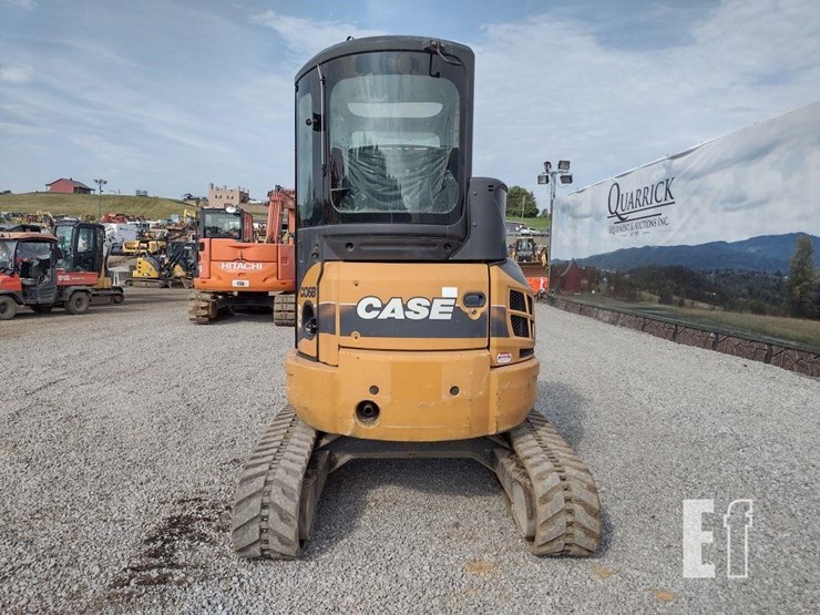 2011-case-cx36b-image-4