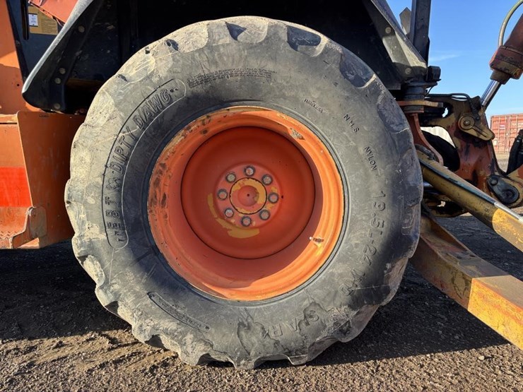 john-deere-310-image-30