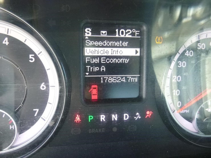 2019-dodge-1500-image-15