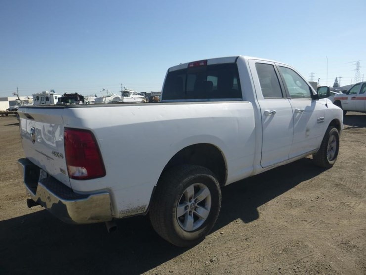 2018-dodge-1500-image-3
