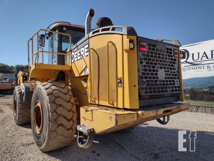 2012-deere-744k-image-54