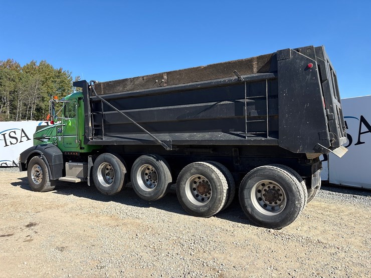 1998-peterbilt-377-image-3