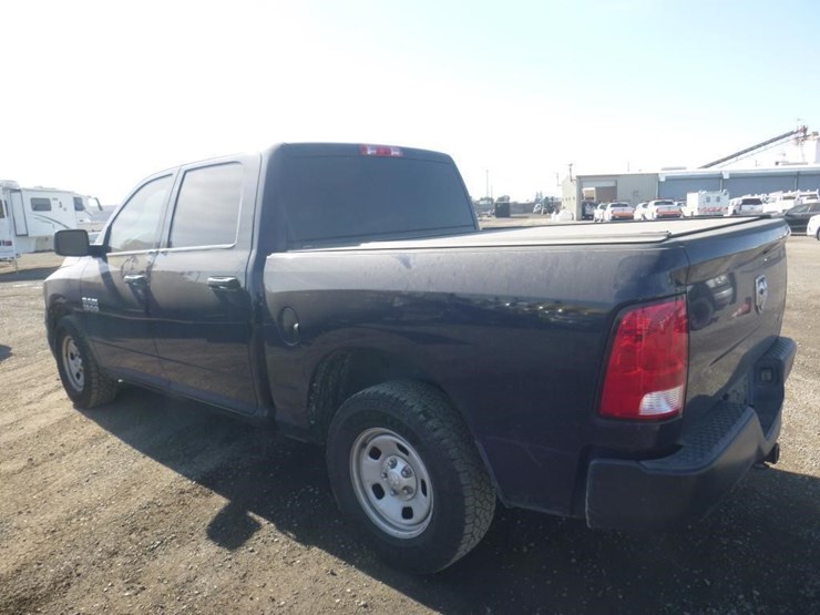 2017-dodge-1500-image-4