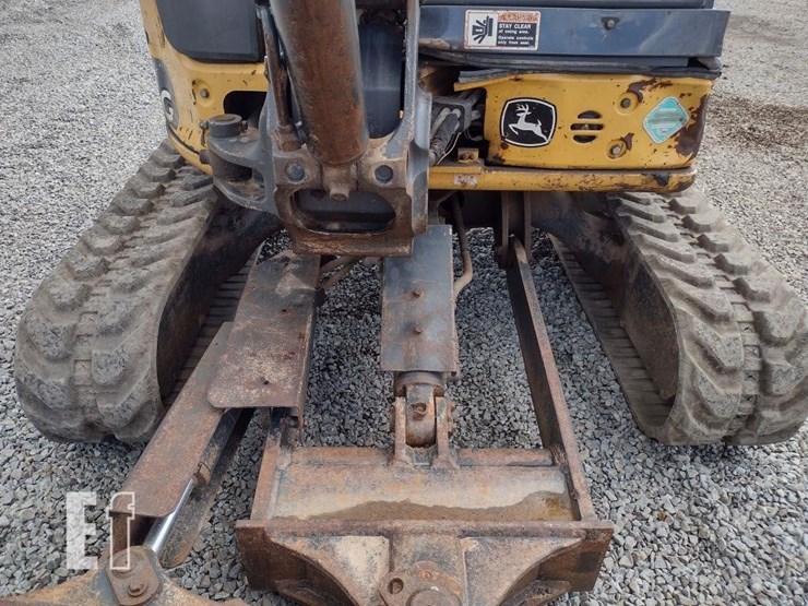 2015-deere-35g-image-19