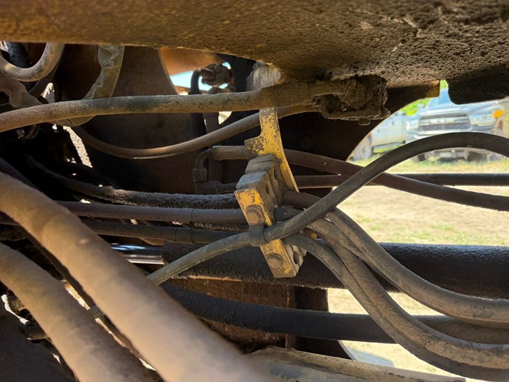 caterpillar-928g-image-76