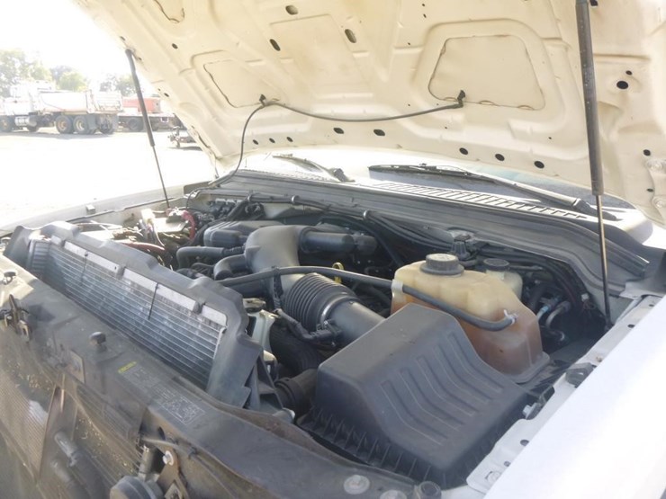 2008-ford-f450-image-25