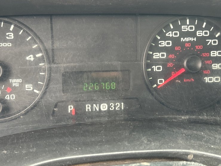 2006-ford-f550-image-60