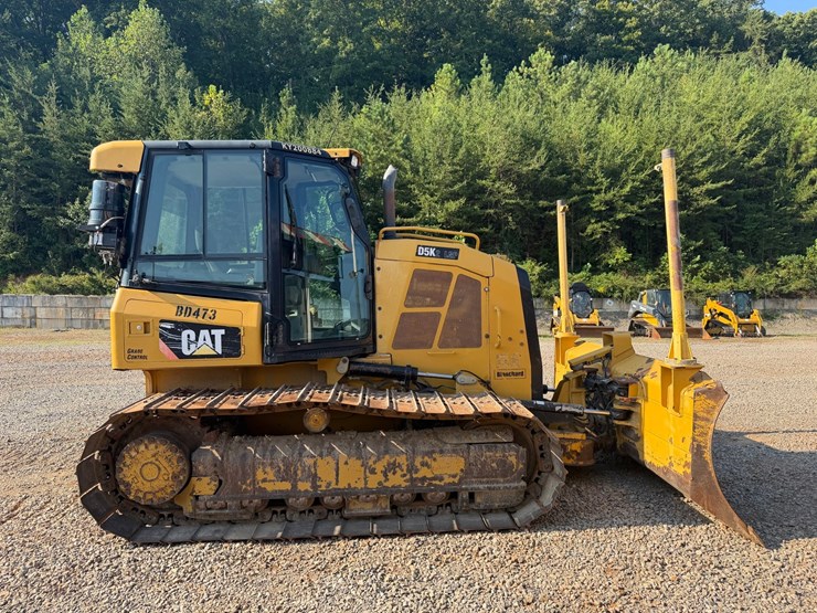 caterpillar-d5k2-lgp-image-6