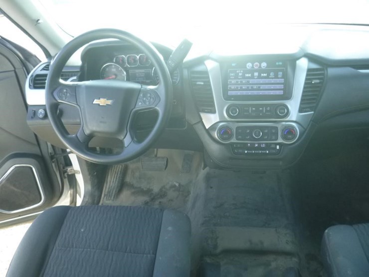 2020-chevrolet-tahoe-image-9