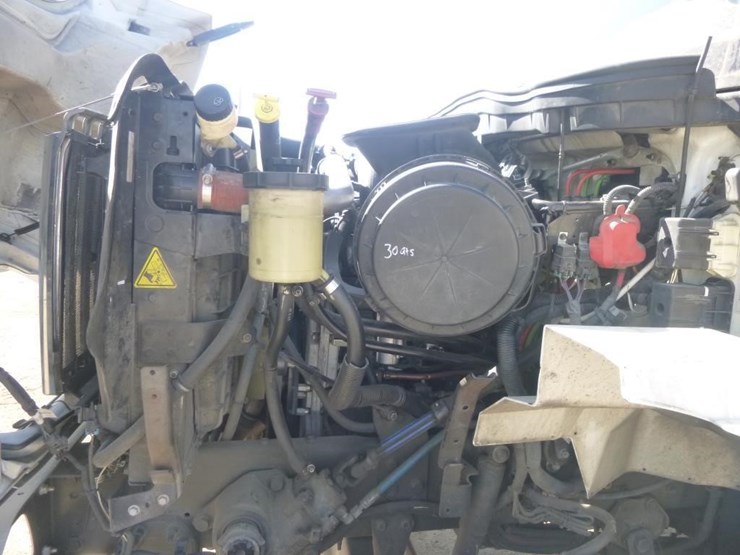 2003-international-workstar-7300-image-51