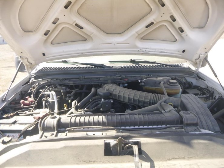 2005-ford-f450-image-29