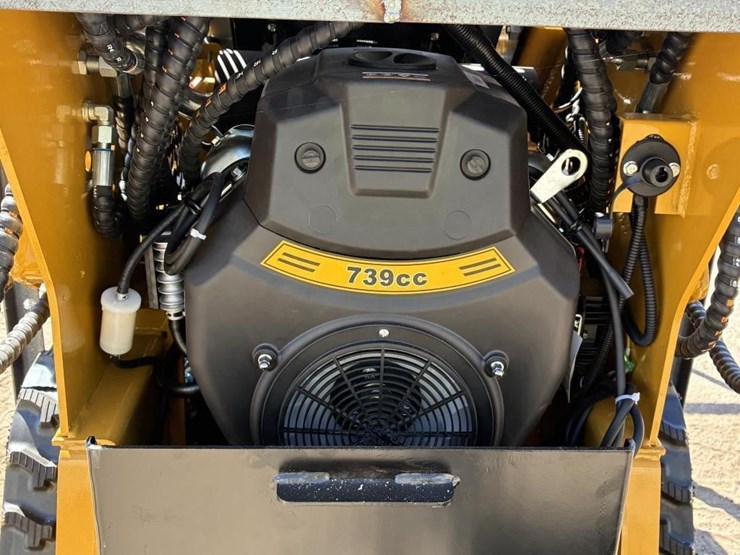 2026-agt-mx-crt23-skid-steer-image-9