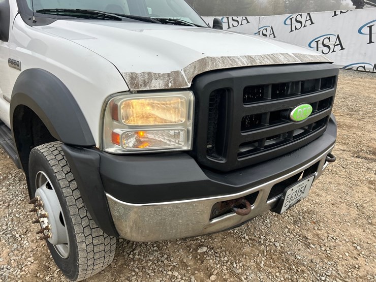 2006-ford-f550-image-10