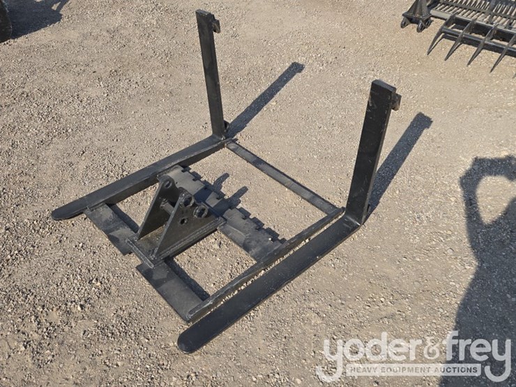unused-captok-fork-crawler-to-suit-1-3-ton-excavator-image-1