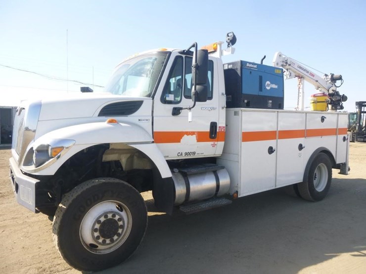 2003-international-workstar-7300-image-1
