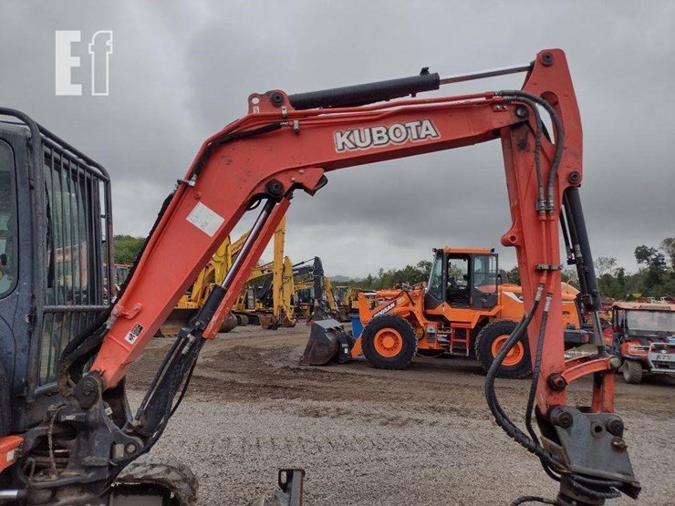 2016-kubota-kx040-4-image-25