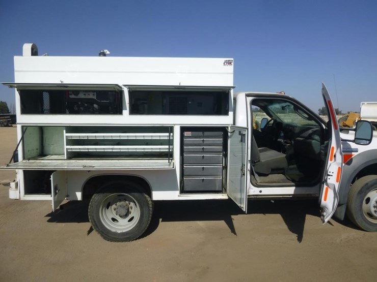 2005-ford-f450-image-16
