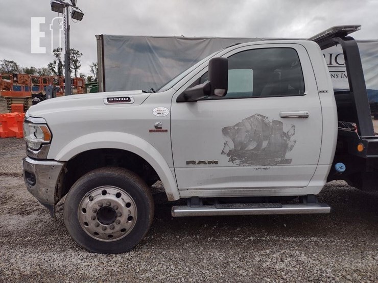 2022-ram-5500-hd-image-21