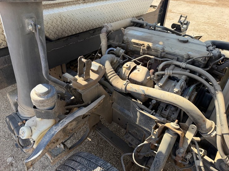 2006-chevrolet-w3500-image-52