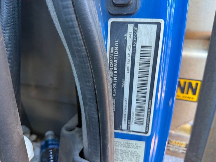 2002-international-durastar-4300-image-63