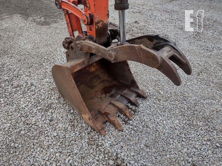 2008-kubota-kx121-3-image-21
