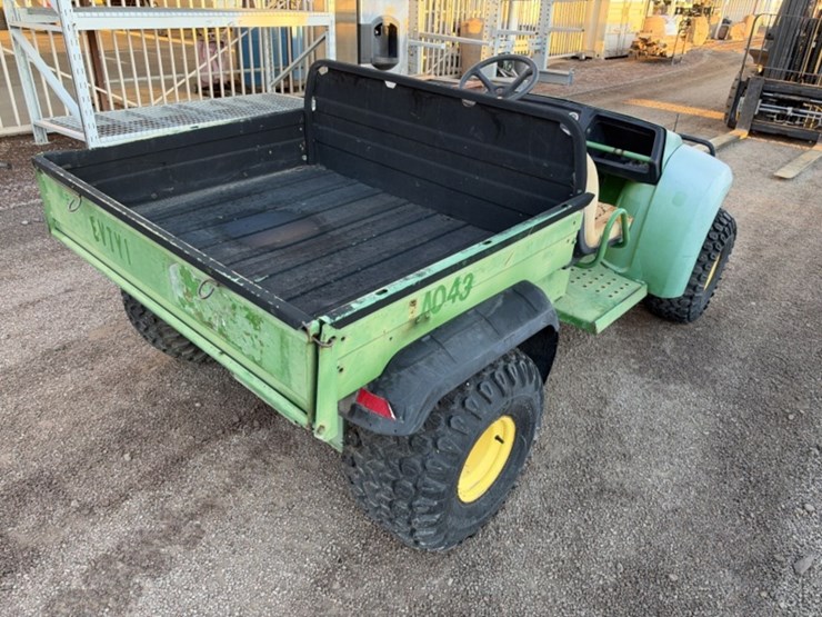 john-deere-gator-image-2