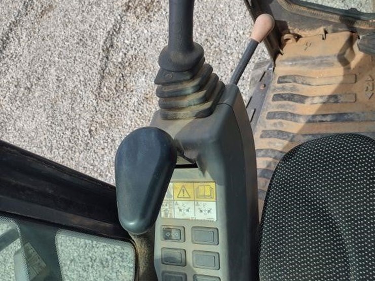 2019-bobcat-e35-image-9