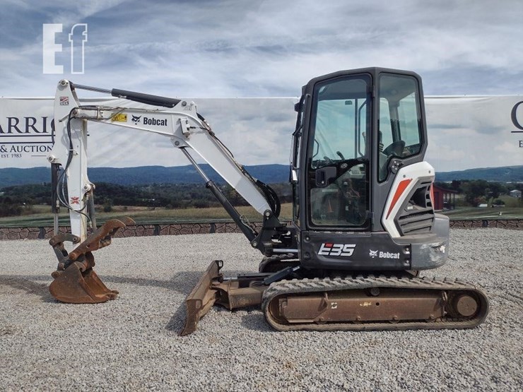 2019-bobcat-e35-image-1