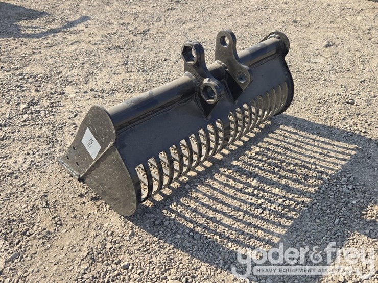 unused-captok-screening-bucket-to-suit-excavator-image-2