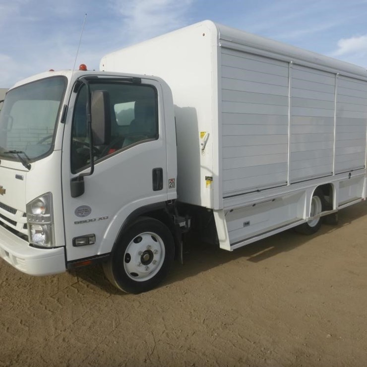 2017 Chevrolet 5500 Beverage Truck