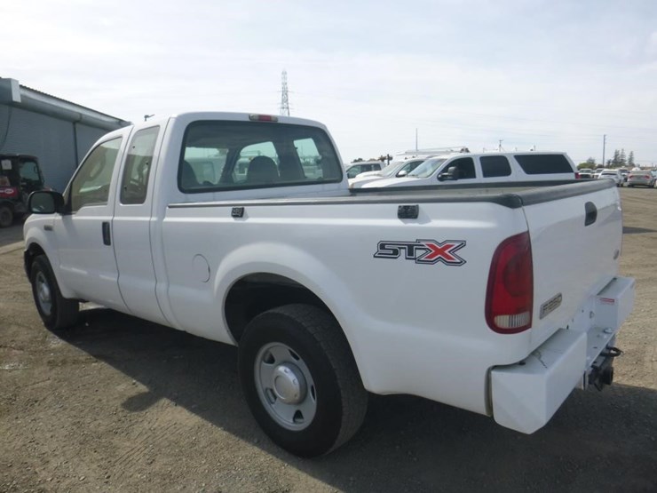 2005-ford-f250-image-4