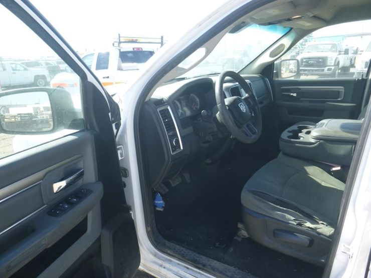 2018-dodge-1500-image-5