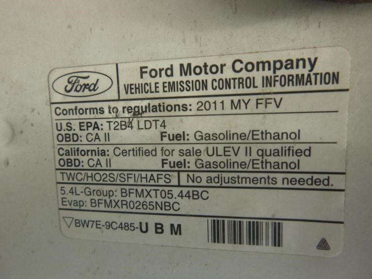2011-ford-expedition-image-12