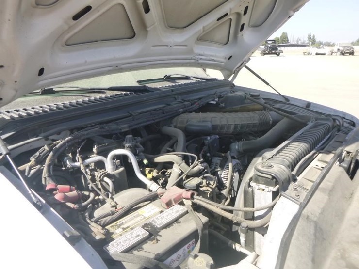 2005-ford-f450-image-30