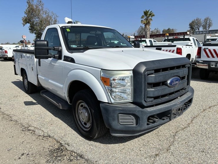 2015-ford-f250-image-2