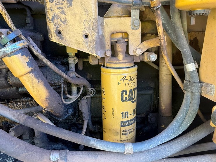 caterpillar-928g-image-41