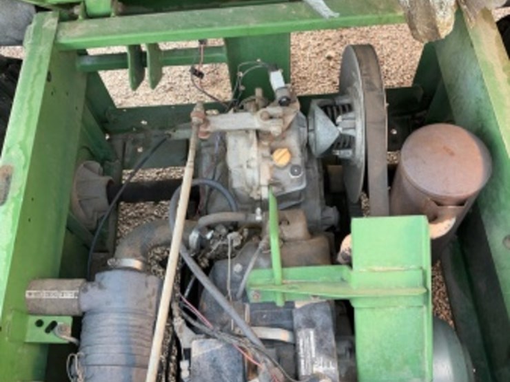 john-deere-gator-image-11