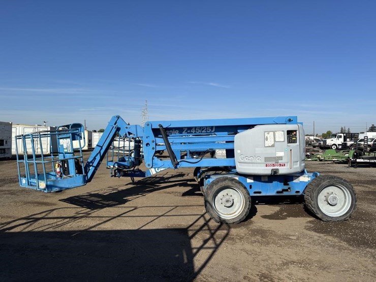 2009-genie-z-45/25-telescopic-boom-lift-image-5