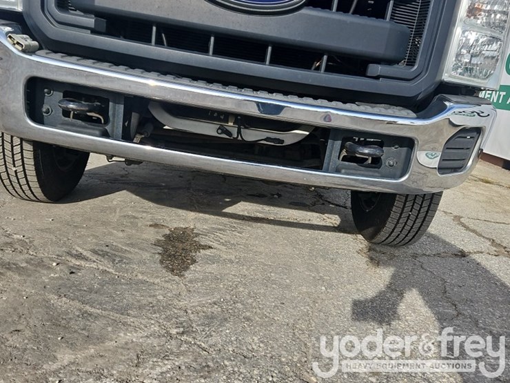 2016-ford-f350-image-36