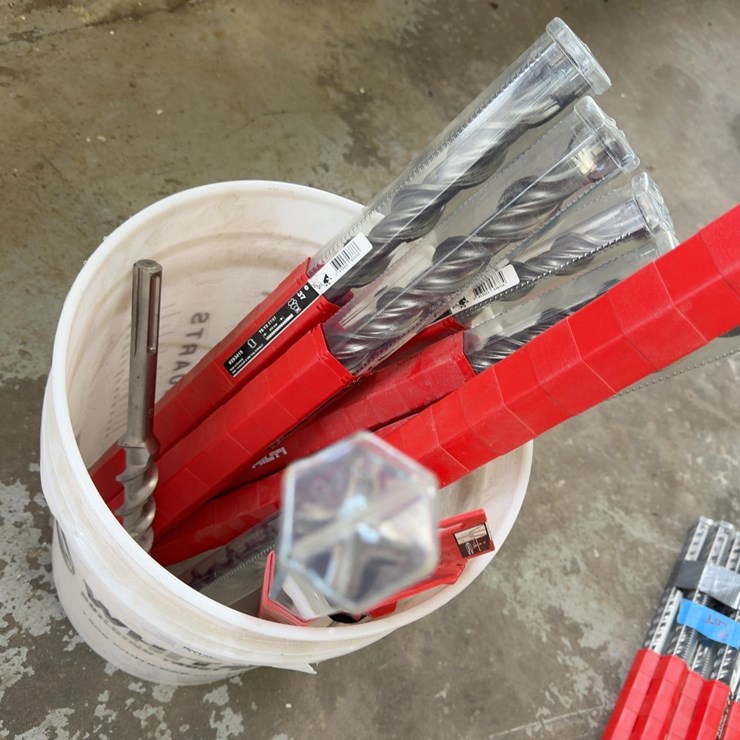 QUANTITY OF HILTI MASONRY BITS