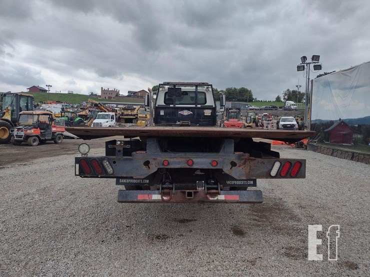 2011-international-durastar-4400-image-4