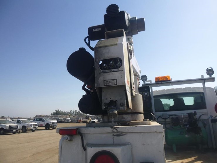 2003-international-workstar-7300-image-28