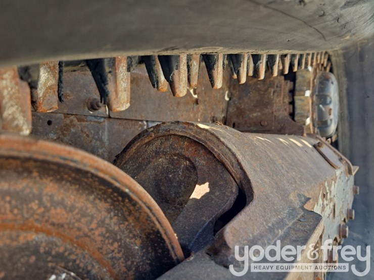 2023-bobcat-t595-image-11
